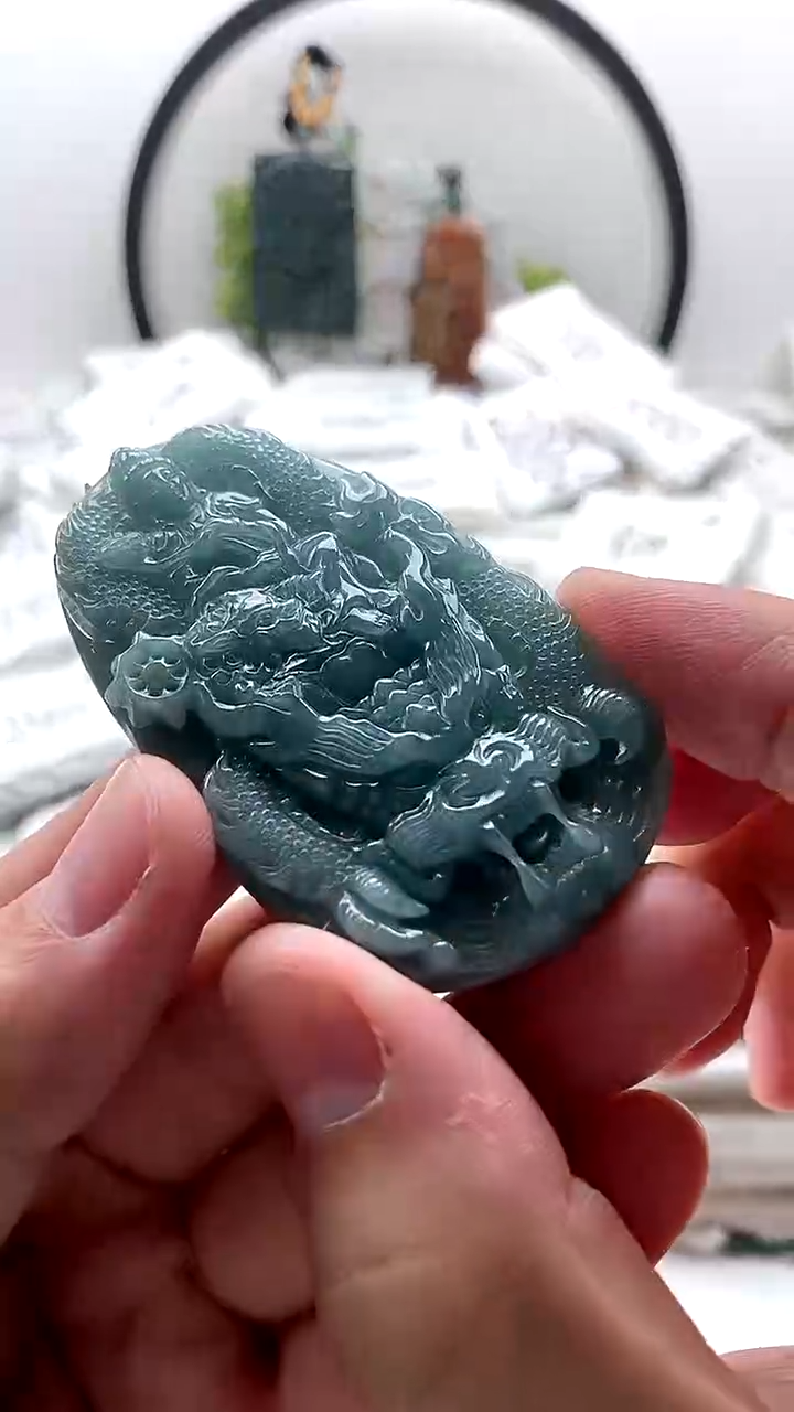 颈饰未镶嵌翡翠文殊