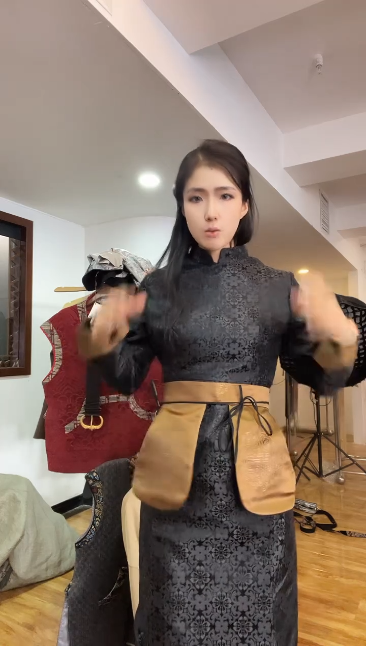 重工裙  2X  135斤以里卡其