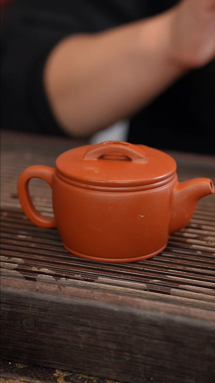 茶壶紫砂朱泥 汉瓦 半手工 200cc