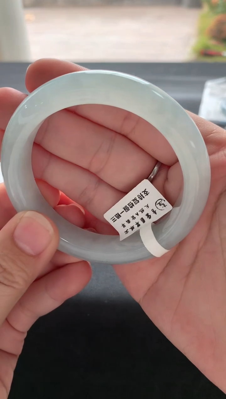 【闪购商品】翡翠手镯未镶嵌55.7正圈买断A2212