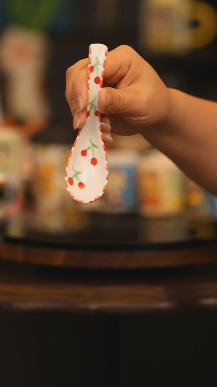 【闪购商品】摆件景德镇釉下彩绘设计师款陶瓷