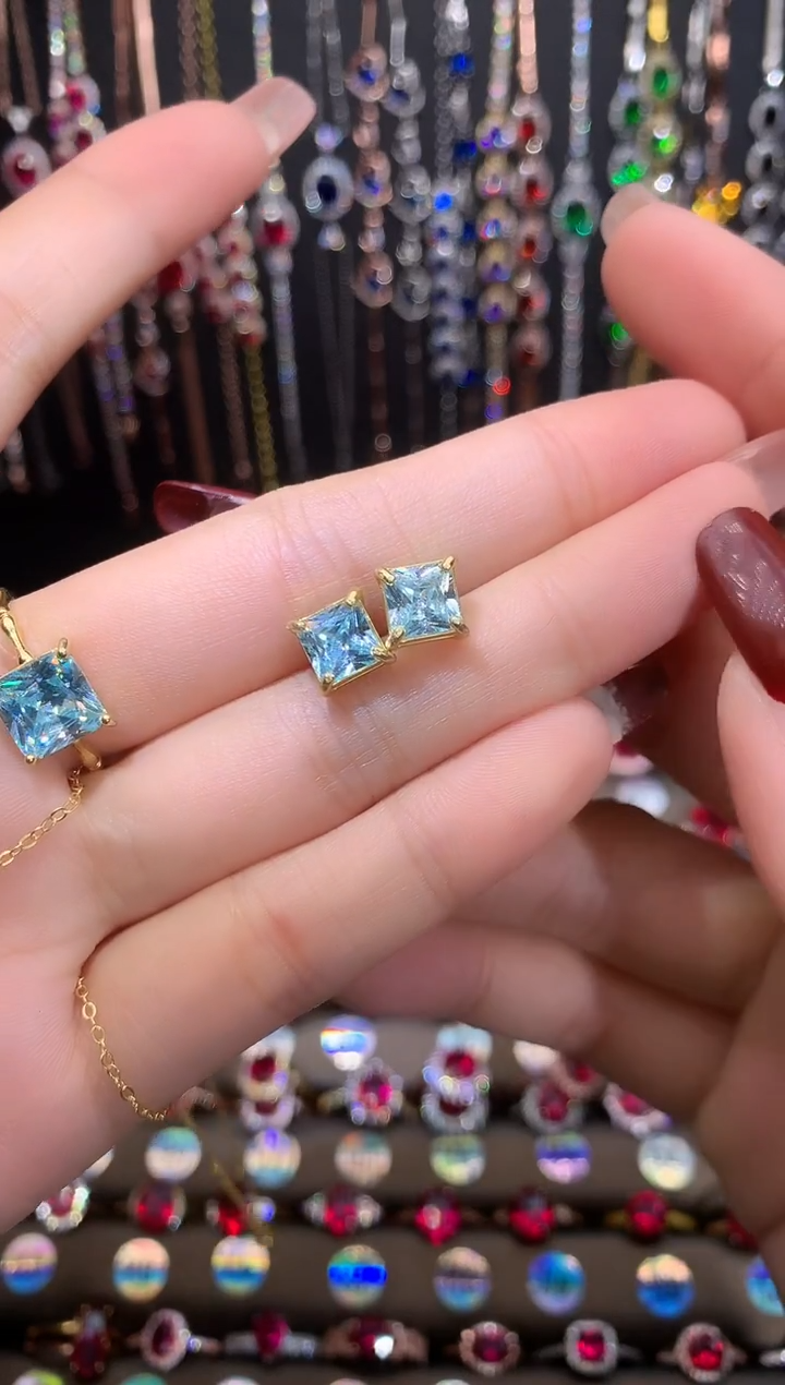 【闪购商品】海蓝宝石耳坠银S925镶嵌金色