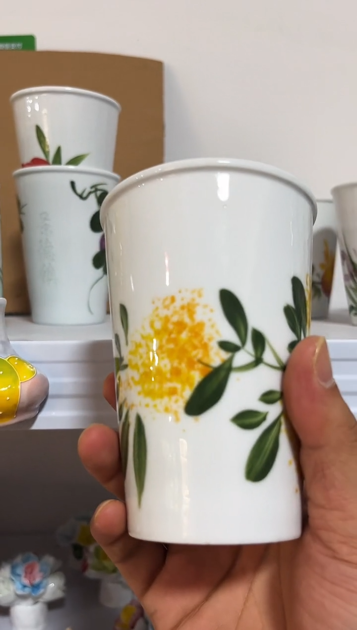 微瑕手绘餐饮具玲珑
