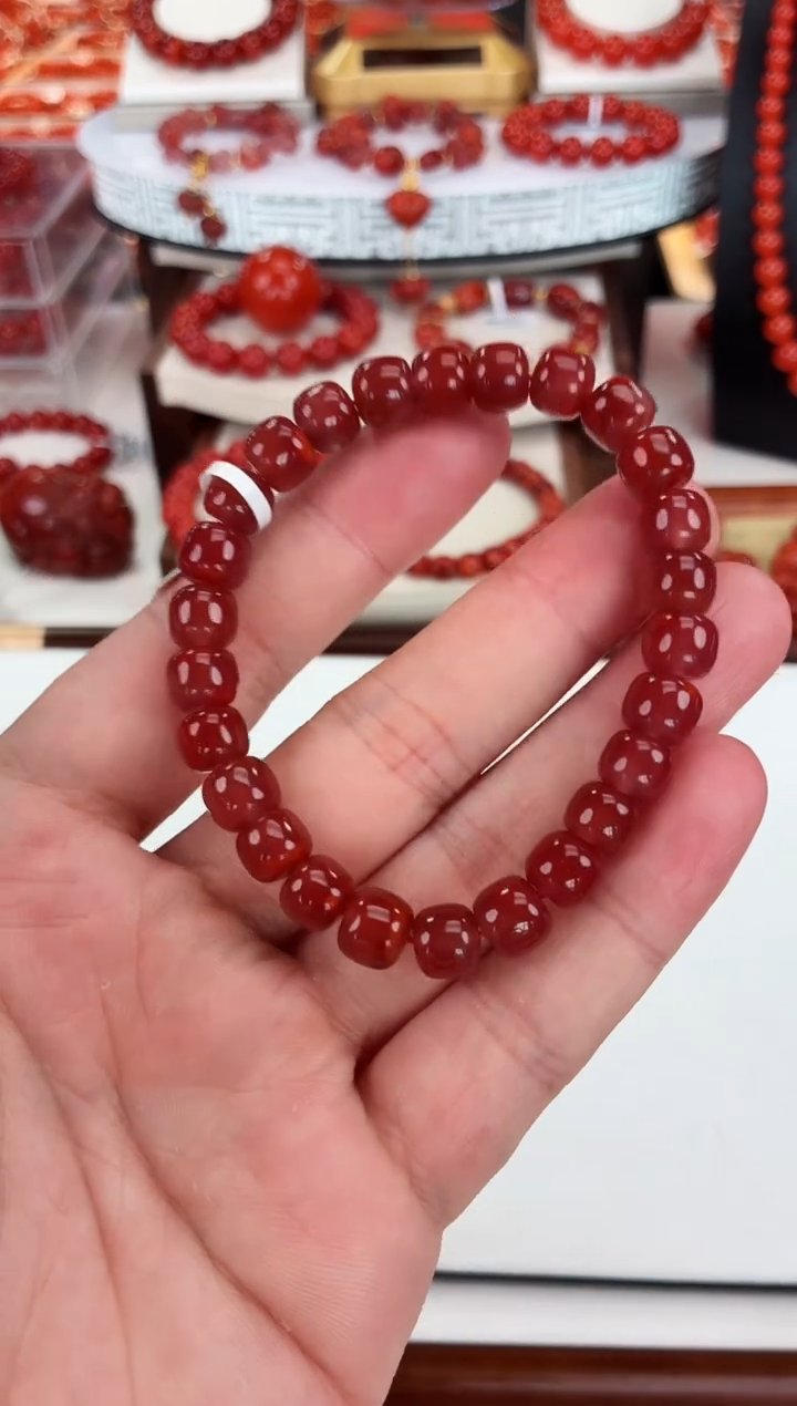南红玛瑙瓦西老型手串8+未镶嵌一个/条