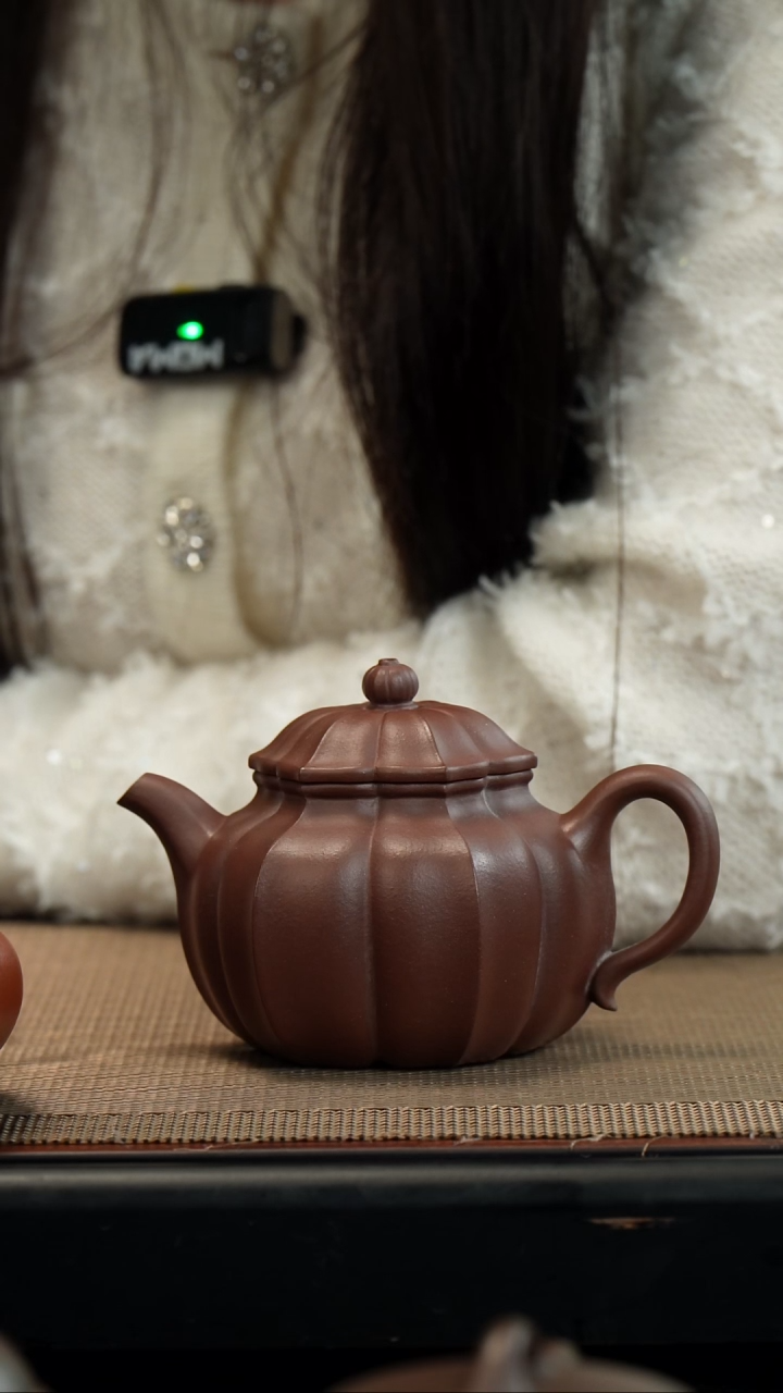 【闪购商品】紫砂茶壶底槽清筋纹莲子