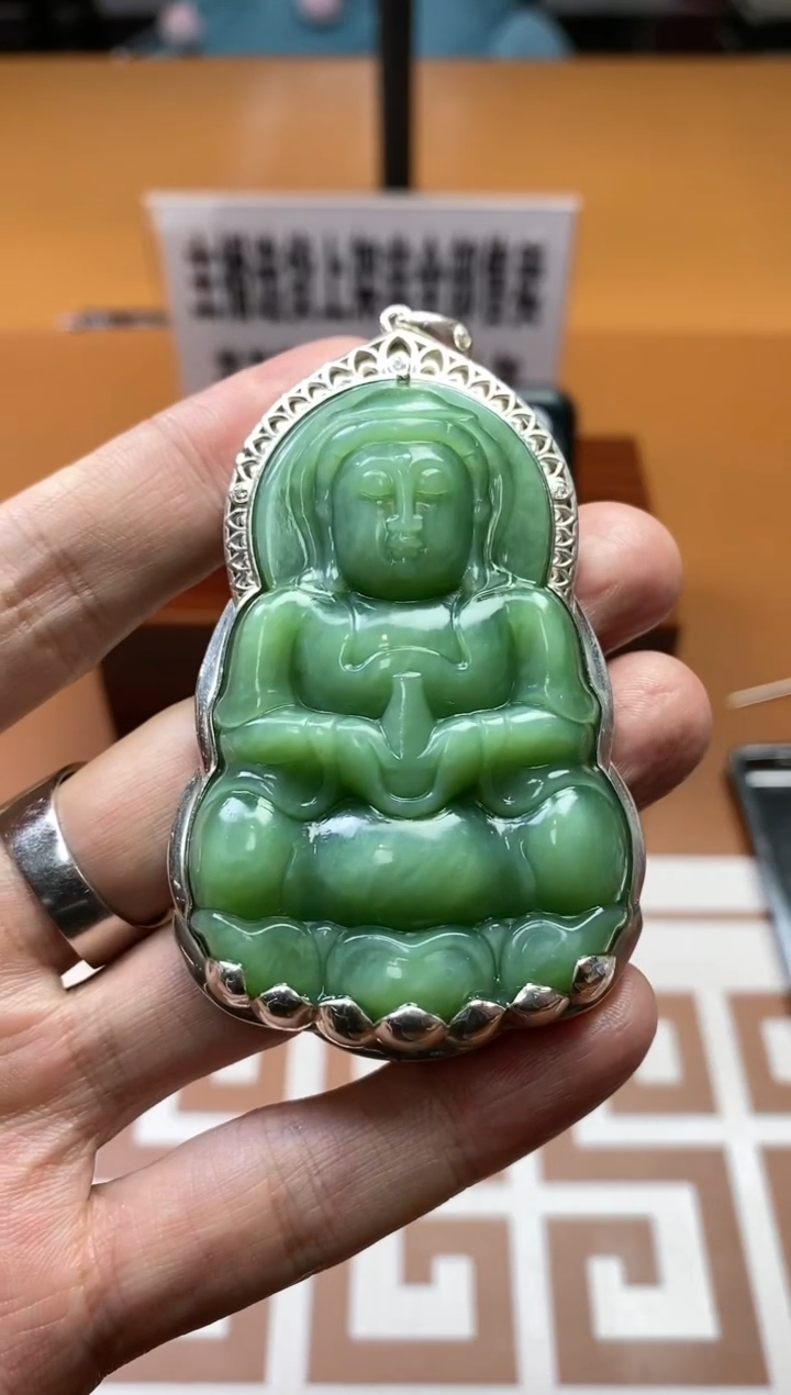 【闪购商品】和田玉（碧玉）其它银S925镶嵌多样性发货一个