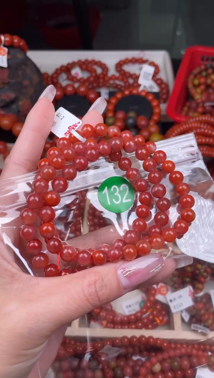 【闪购商品】南红玛瑙珠宝奇石未镶嵌132-7+