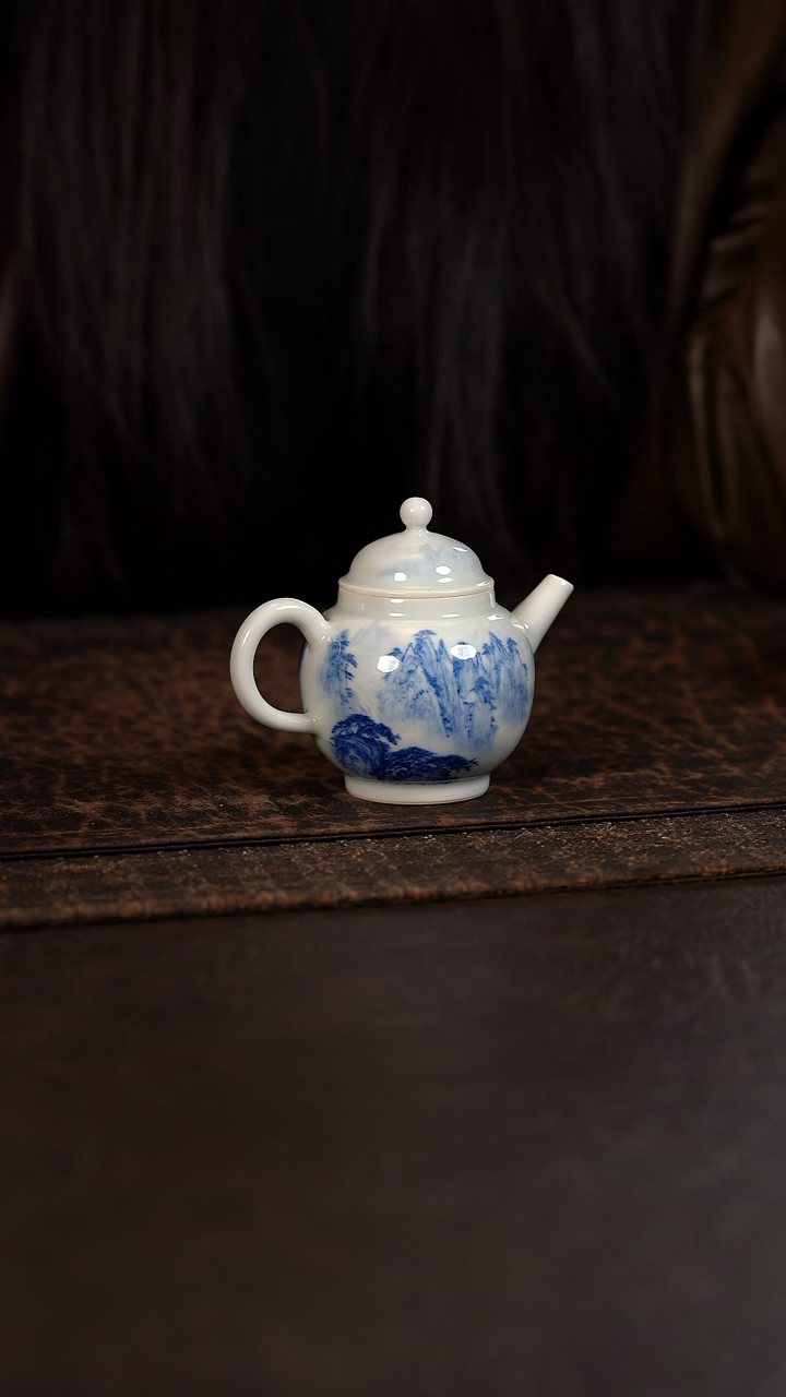 【闪购商品】杯聚澜堂国画山水小壶