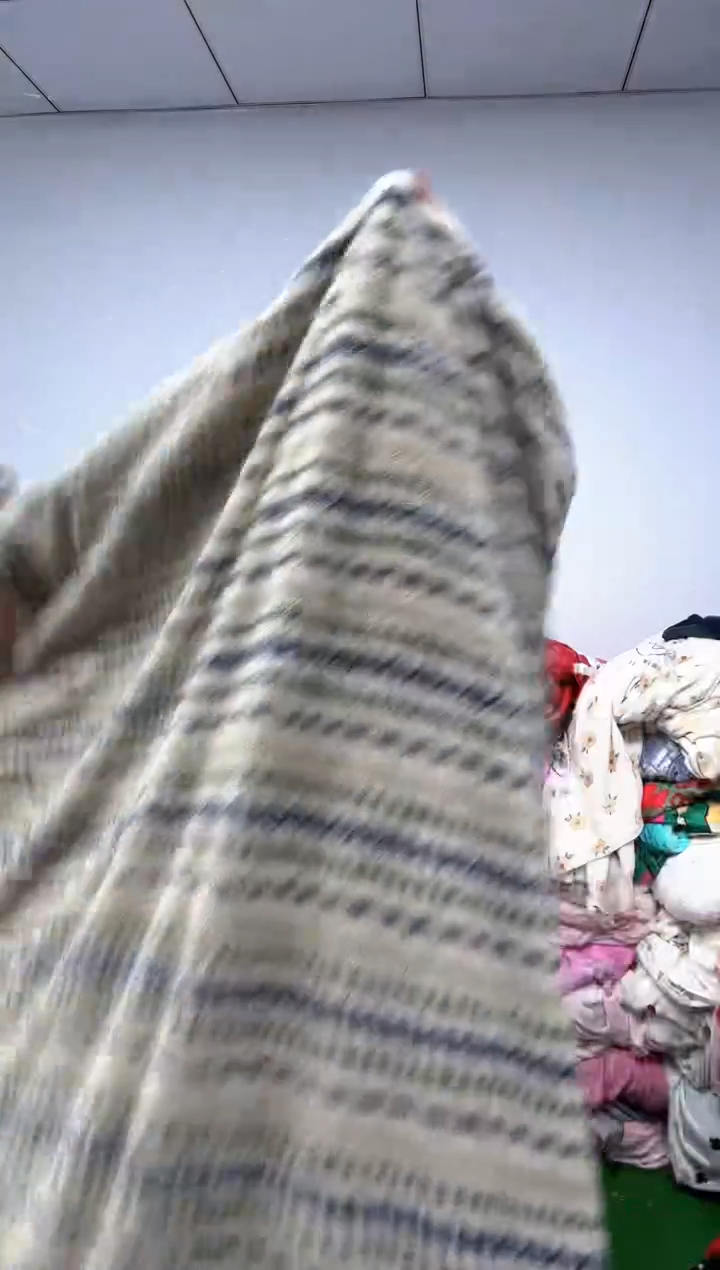 法兰绒2X1.8左右以主播所说为准