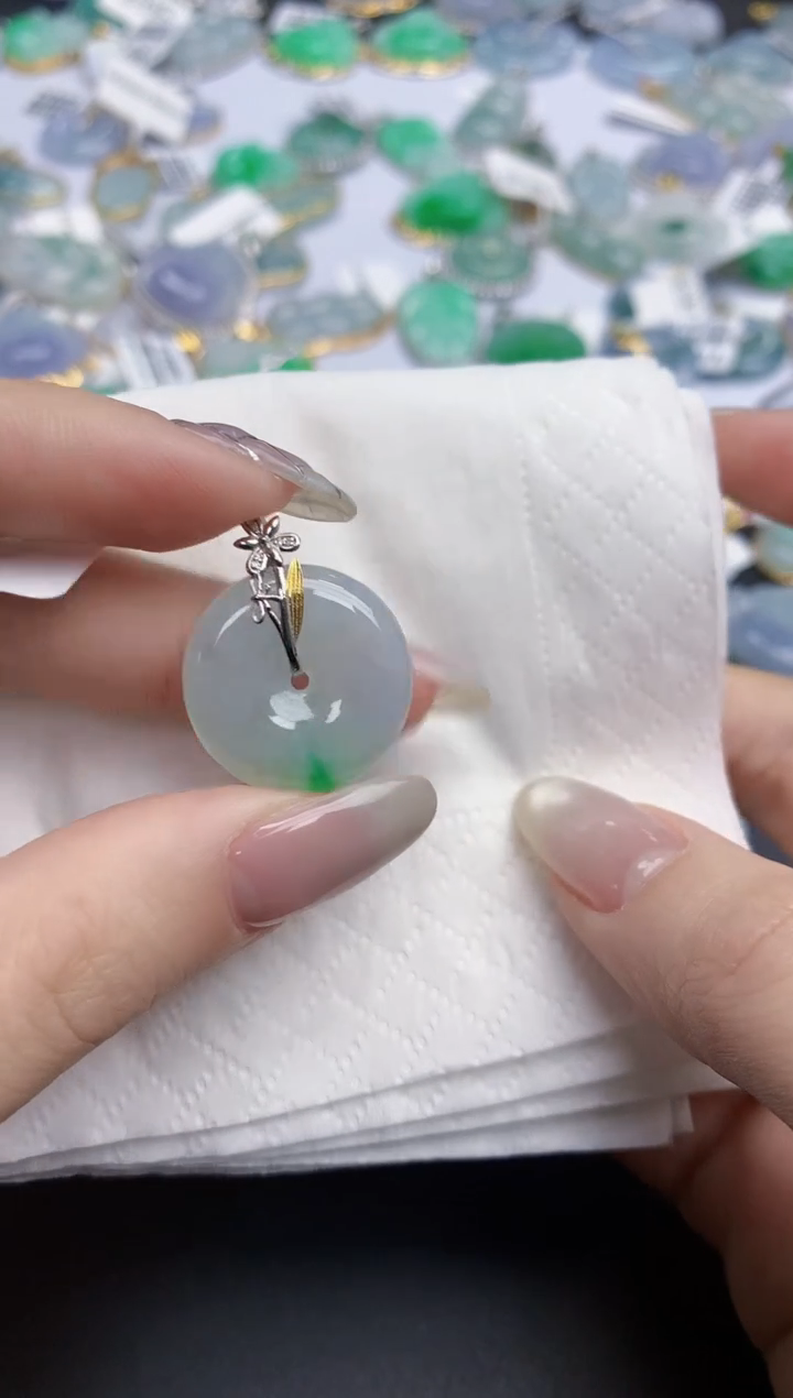 【闪购商品】翡翠颈饰18K金镶嵌天然缅甸翡翠A货