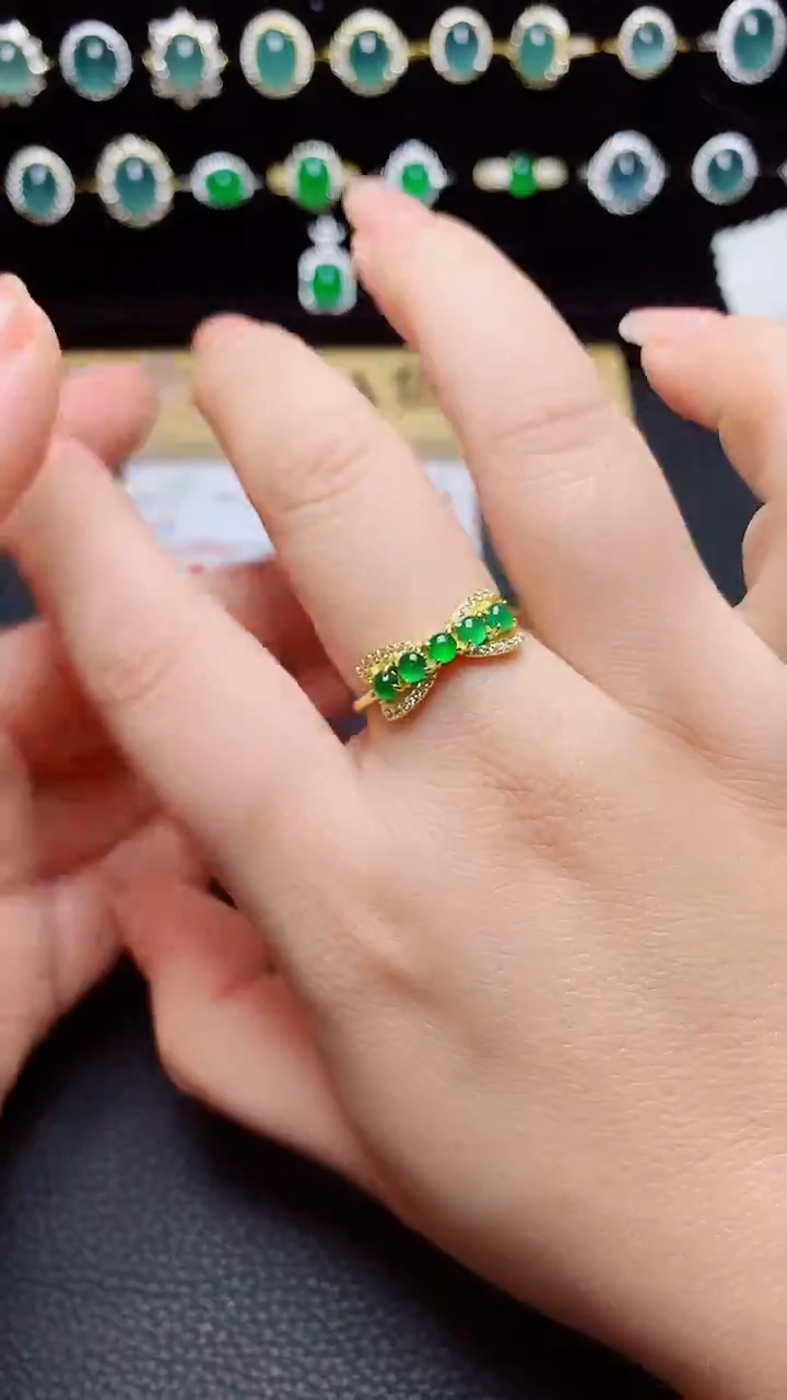 翡翠戒指银S925镶嵌  天然翡翠A货s925银镶