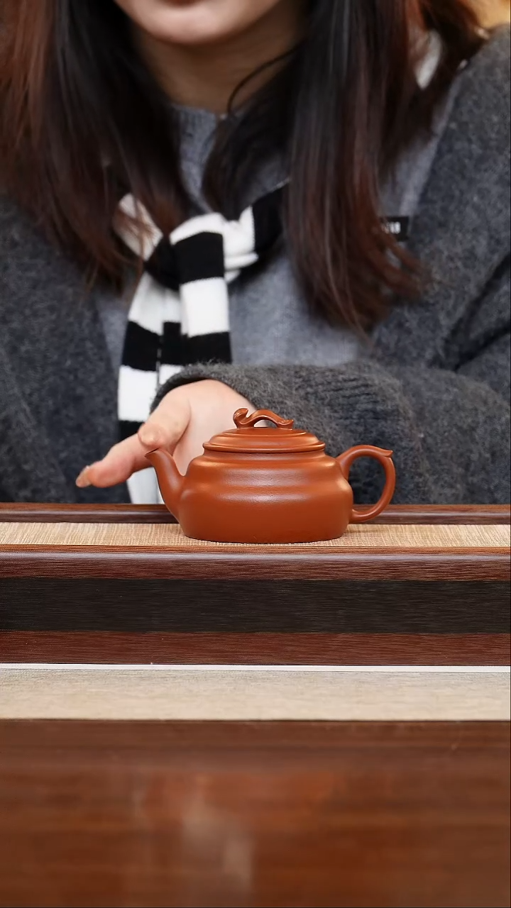 朱泥祥云如意180cc宜兴手工紫砂壶