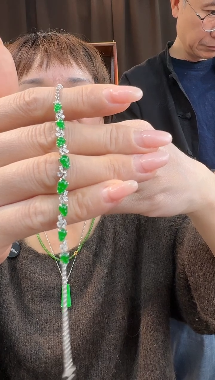 【闪购商品】翡翠手链18K金镶嵌葫芦手链