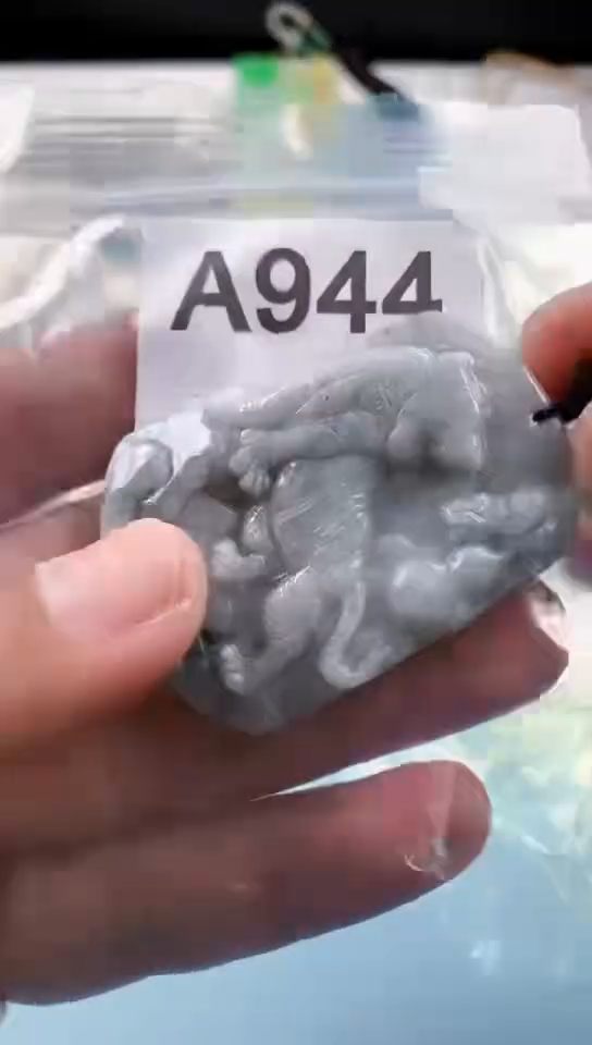 【闪购商品】翡翠挂件未镶嵌天然翡翠吊坠挂件