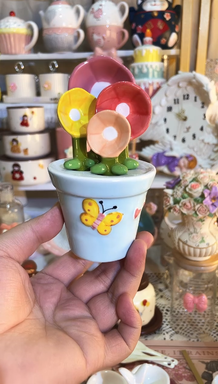 【闪购商品】瓷片 发货快，质量好，放心拍， 花朵勺