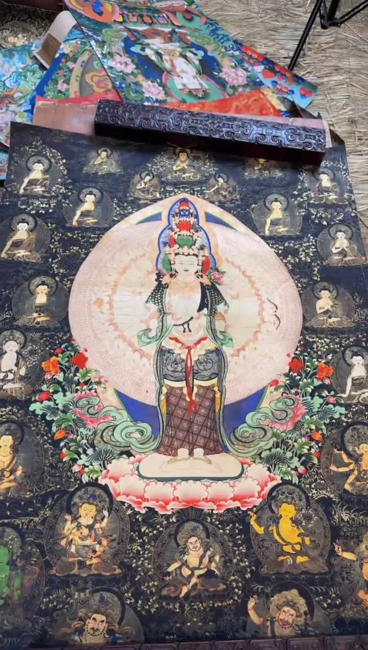 装裱画精品手绘唐卡链接--A009