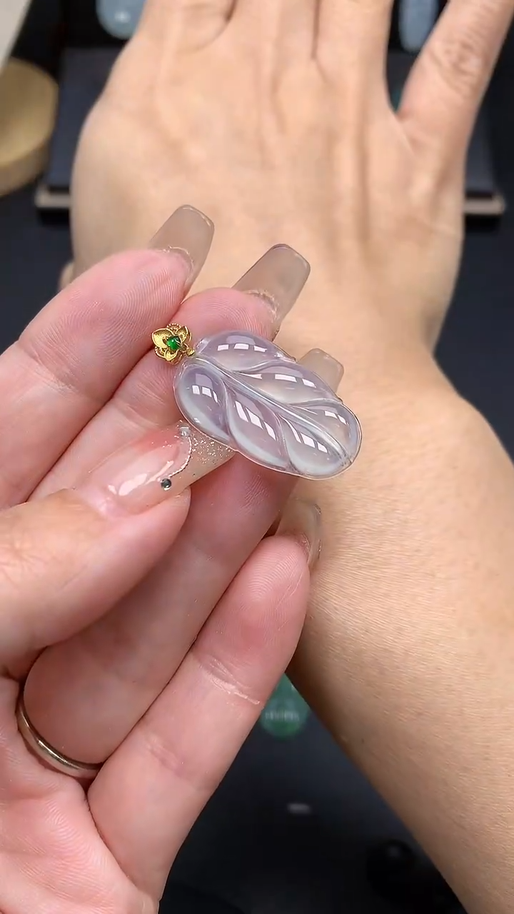 【闪购商品】翡翠吊坠(不含链)18K金镶嵌MS141764