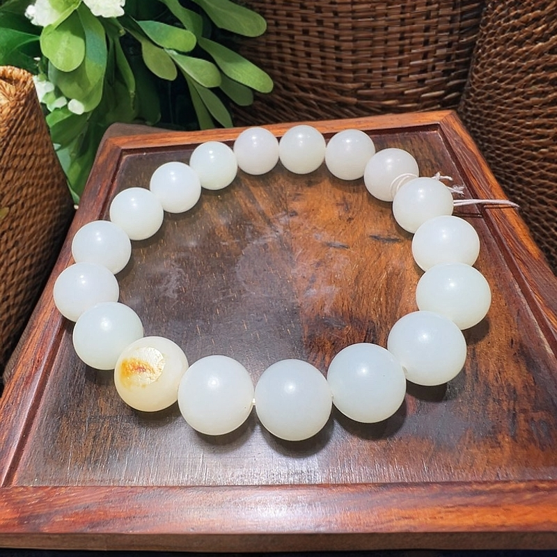 和田玉手串未镶嵌