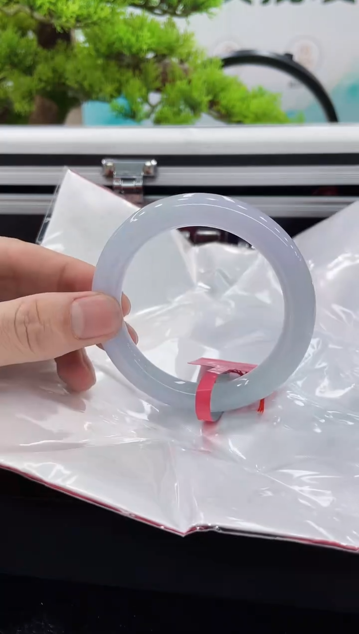 【闪购商品】翡翠手镯未镶嵌手镯