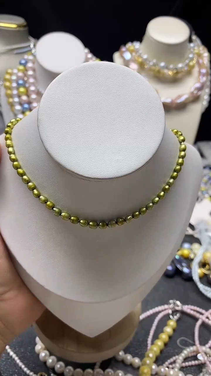 颈饰未镶嵌淡水珍珠多人