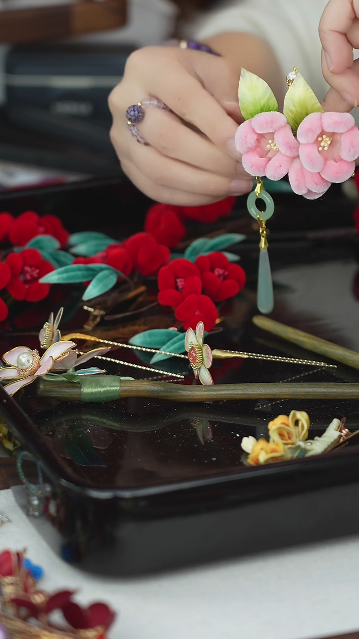 刺绣闪购纯手工非遗国风饰品