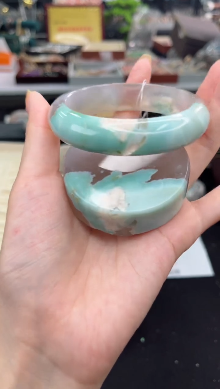 【闪购商品】石英质玉手镯未镶嵌59圈口（赠品镯心）5S9678