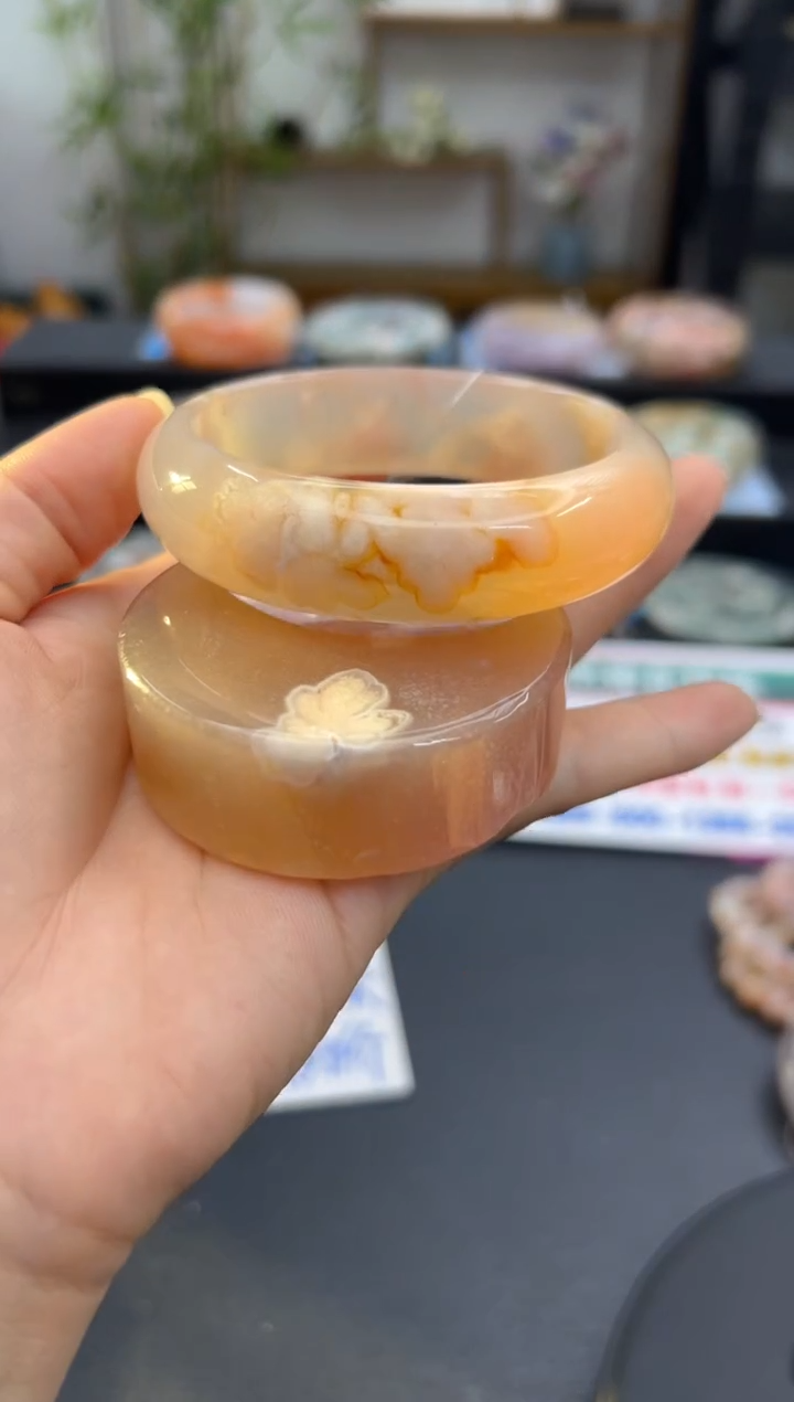 【闪购商品】石英质玉手镯未镶嵌A1334(60圈赠送镯心)
