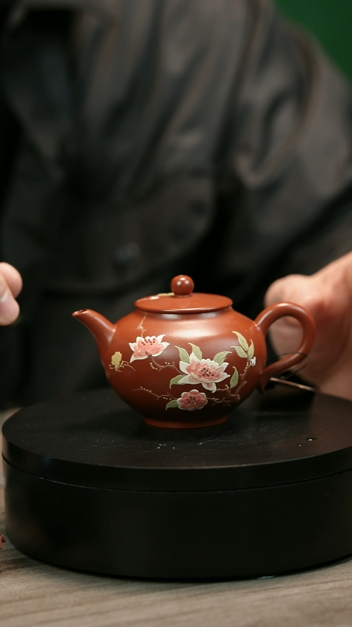 茶壶紫砂用****0H2423赵翠虹堆绘圆屏