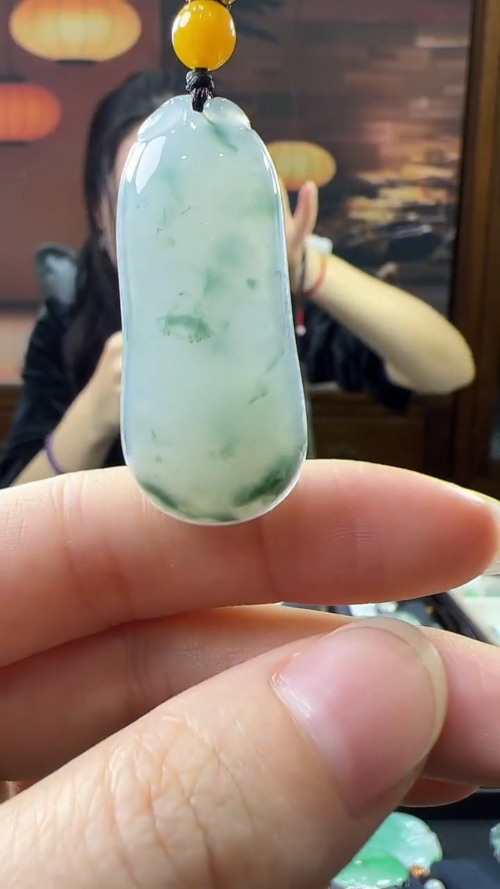 未镶嵌挂件翡翠福瓜
