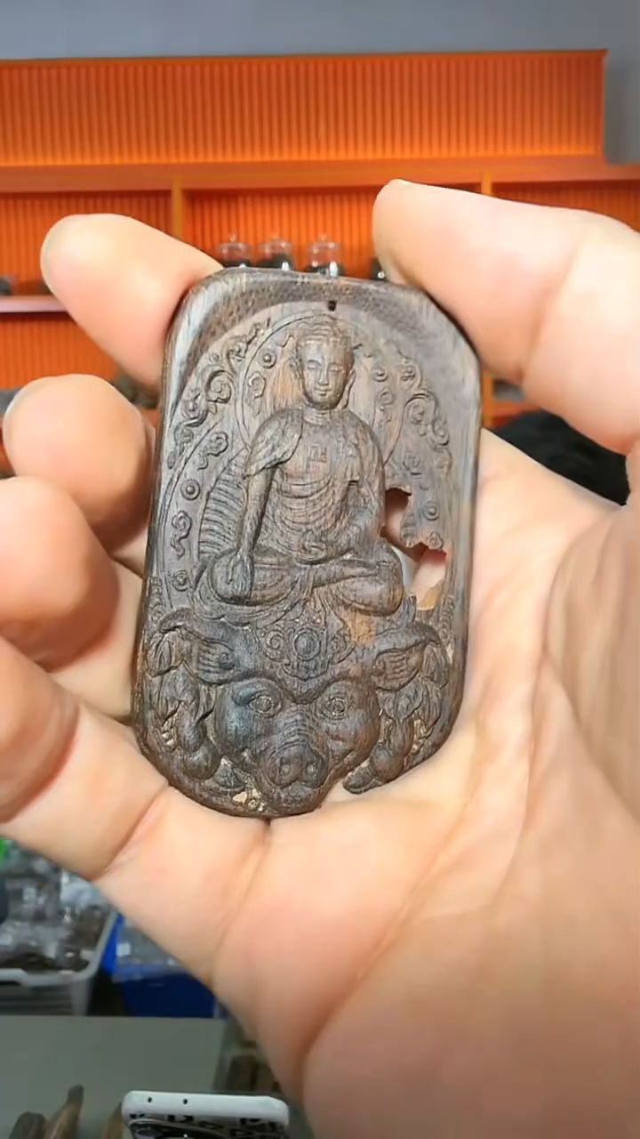沉香吊坠163号红土生肖猪多样性发一