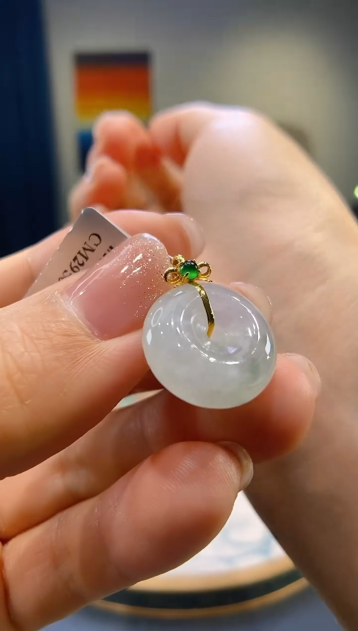 【闪购商品】翡翠18K金镶嵌吊坠(不含链)平安扣