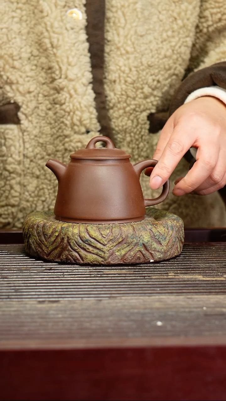 宜兴原矿紫砂壶茶壶宜兴原矿紫砂壶茶壶200C