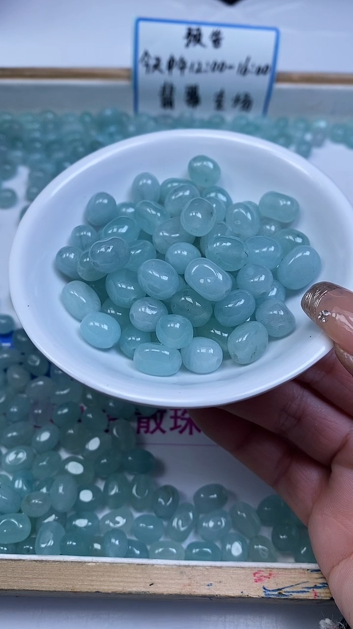 未镶嵌珠宝半成品水晶B87 海蓝宝水晶随型11*8mm10颗5元