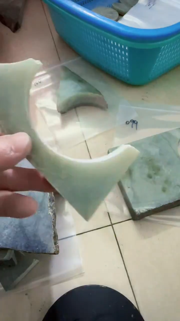 【闪购商品】翡翠颈饰未镶嵌101天然翡翠