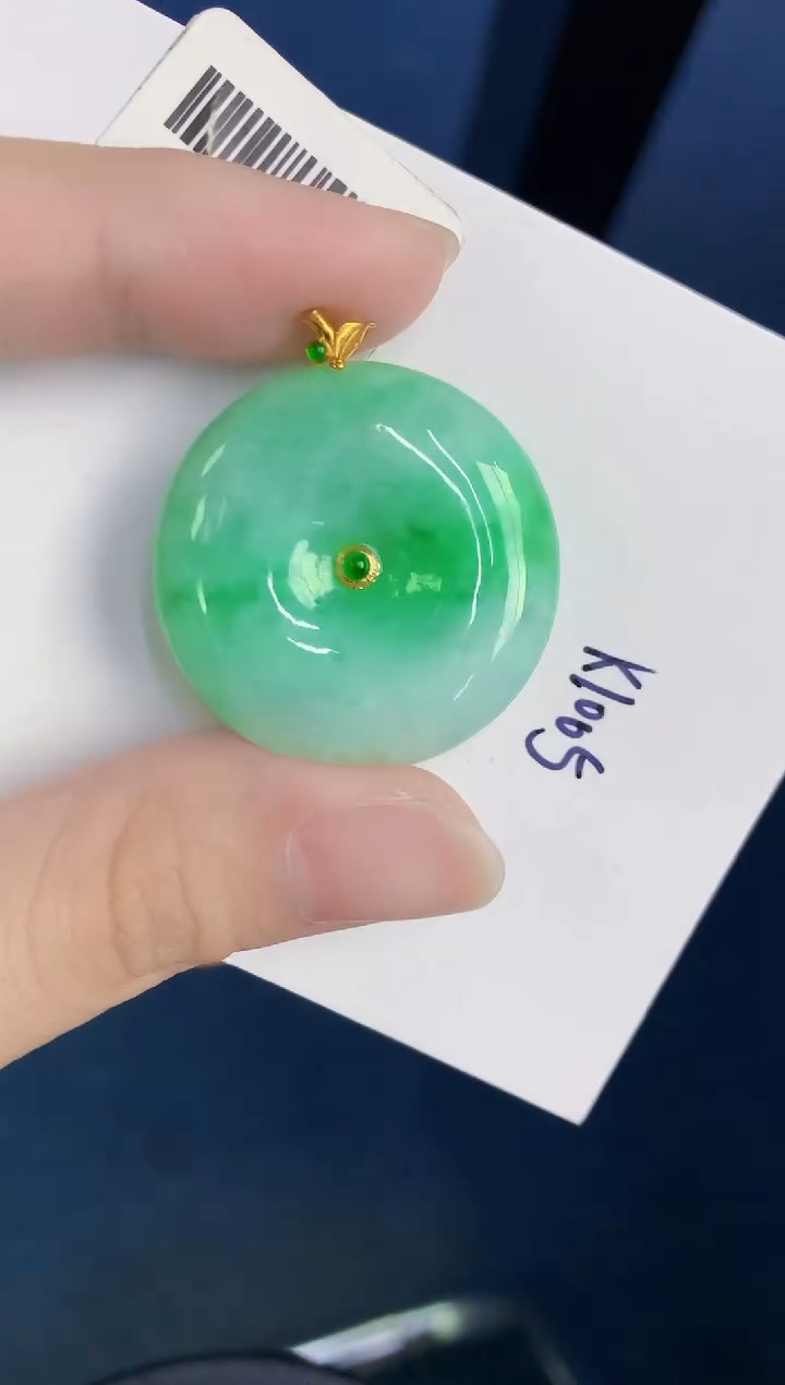 颈饰18K金镶嵌翡翠天然翡翠缅甸A货