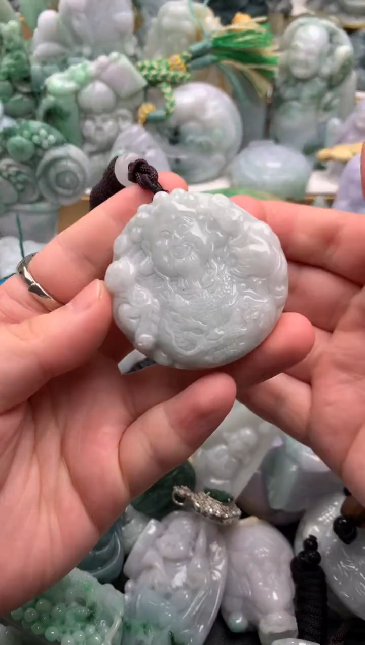 吊坠(不含链)未镶嵌翡翠1