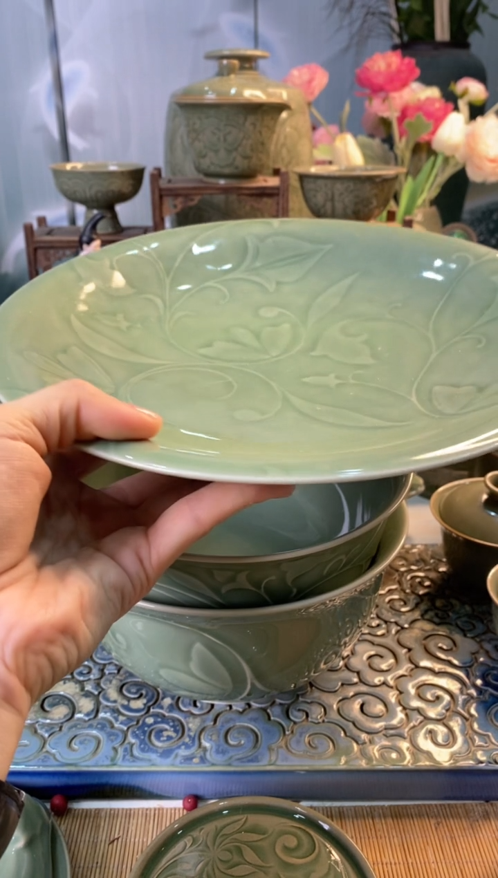 【闪购商品】10英寸玉兰圆盘【b00042】一个微瑕