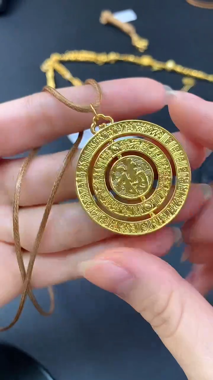 吊坠(不含链)定制足金梧*D421|6650