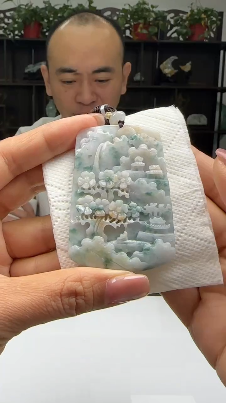 【闪购商品】翡翠颈饰未镶嵌天然翡翠A货吊坠