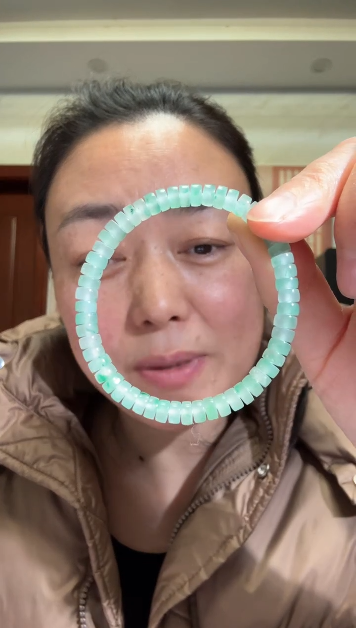 颈饰未镶嵌石英质玉（非洲翠）00006230