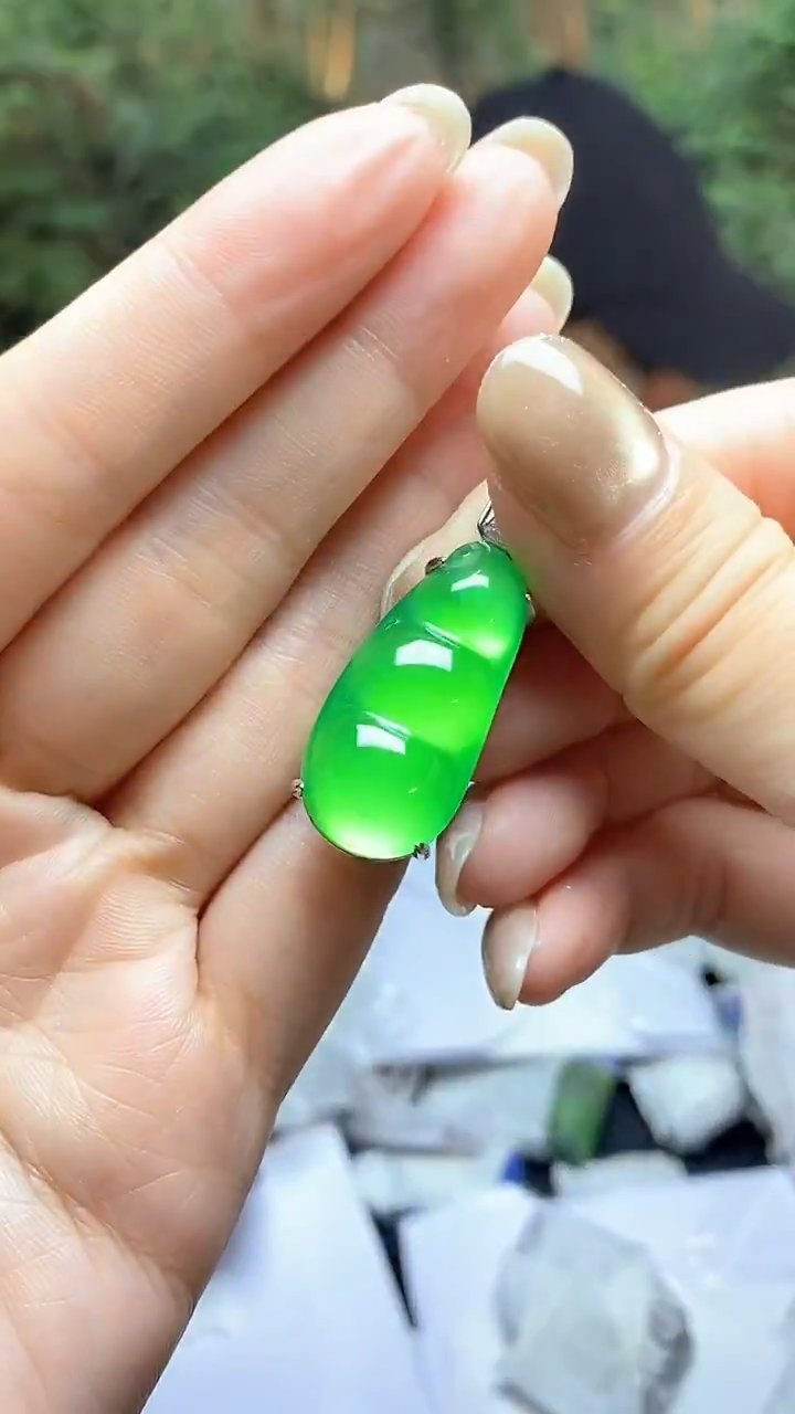 满色吊坠，所见即所得！