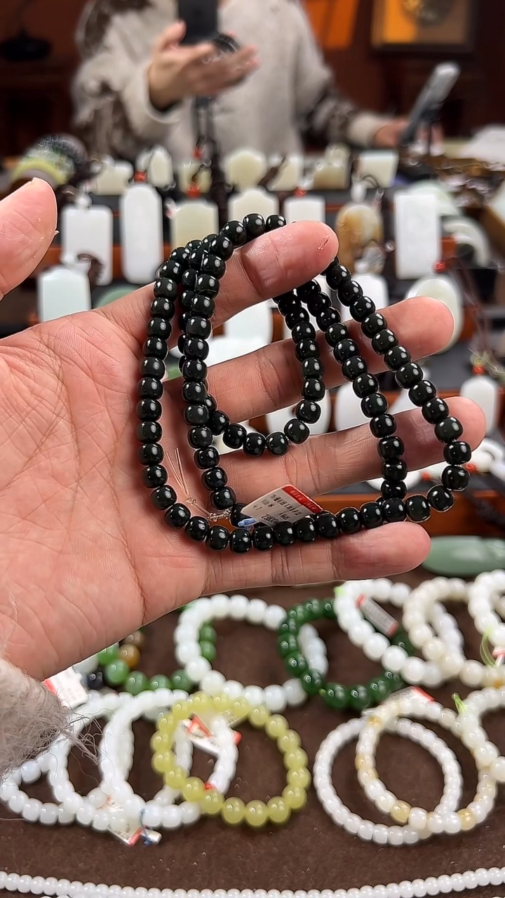 颈饰未镶嵌和田玉四*108