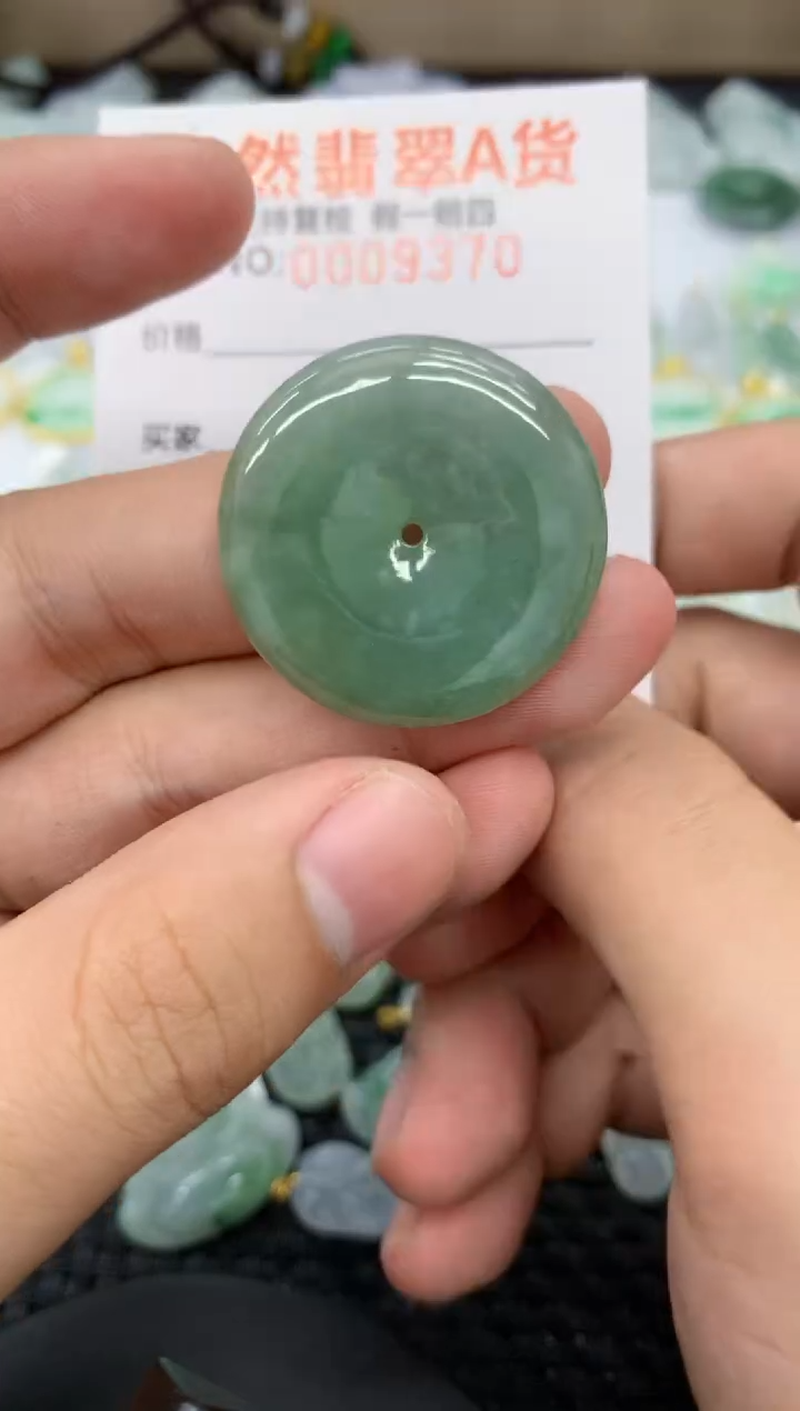 【闪购商品】翡翠颈饰未镶嵌11111111111