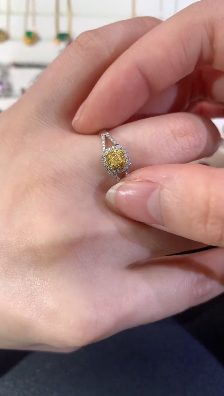 【闪购商品】钻石戒指18K金镶嵌Z708|1980