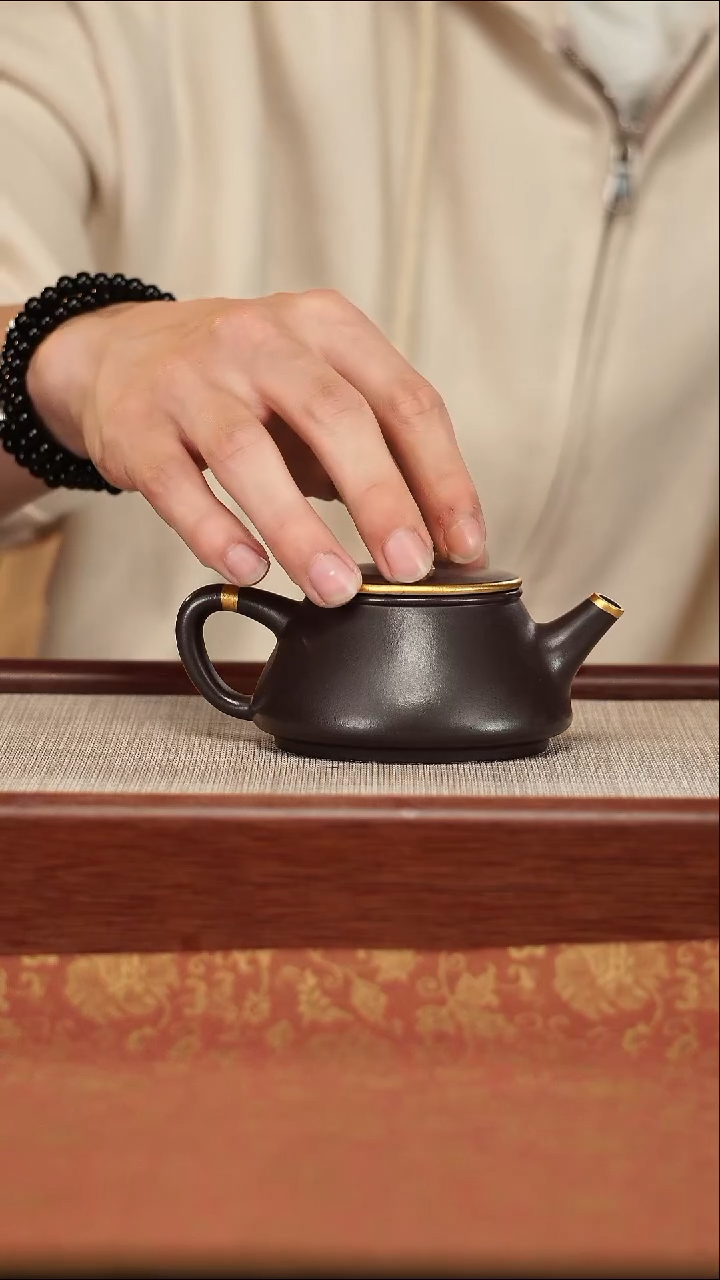 茶壶紫砂宜兴紫砂壶   0414 52