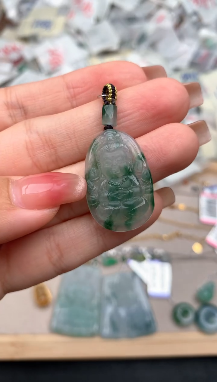 未镶嵌挂件翡翠一千手观音