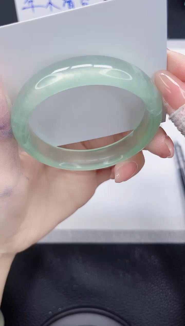 未镶嵌手镯石英质玉258-57