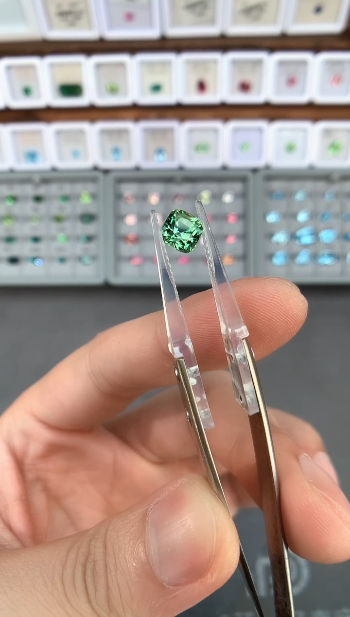 【闪购商品】定制碧玺裸石未镶嵌1.65ct