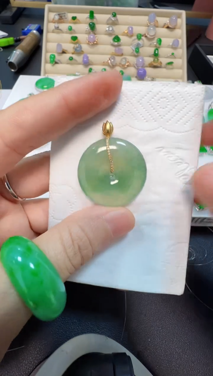 吊坠(不含链)18K金镶嵌翡翠2980