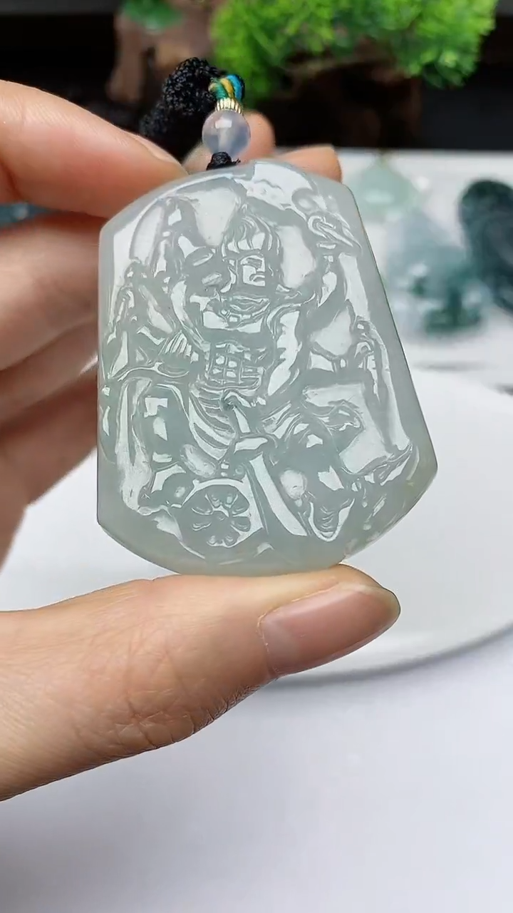 【闪购商品】翡翠颈饰未镶嵌